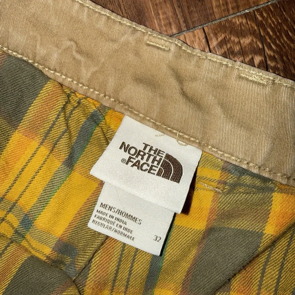 The North Face 32 Men's Khaki Cargo Plaid Lined Pants